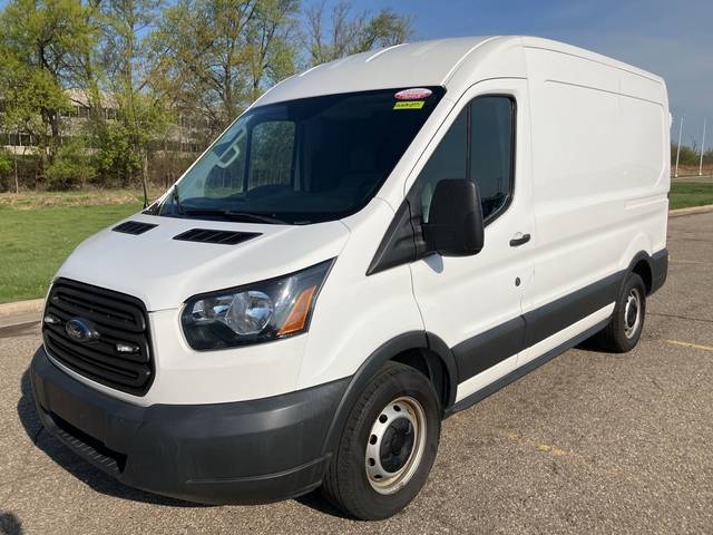 2017 Ford Transit Van  RWD photo