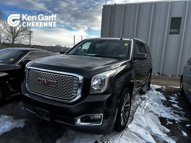 2017 GMC Yukon Denali 4WD photo