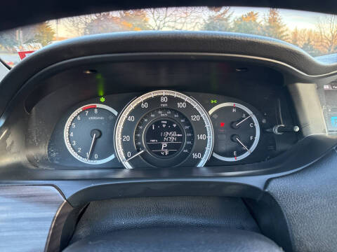 2017 Honda Accord EX-L V6 FWD photo