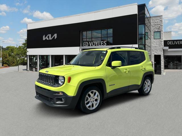 2017 Jeep Renegade Latitude FWD photo
