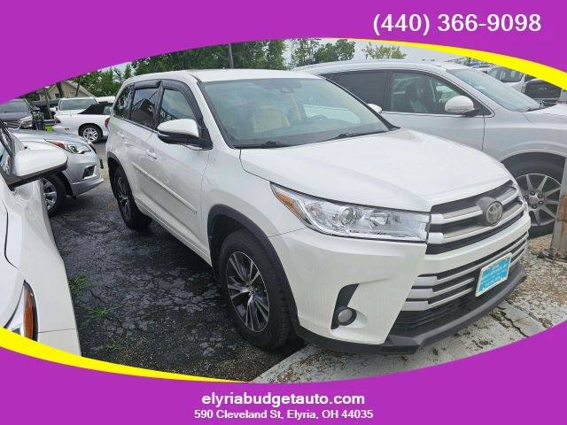 2017 Toyota Highlander LE Plus AWD photo
