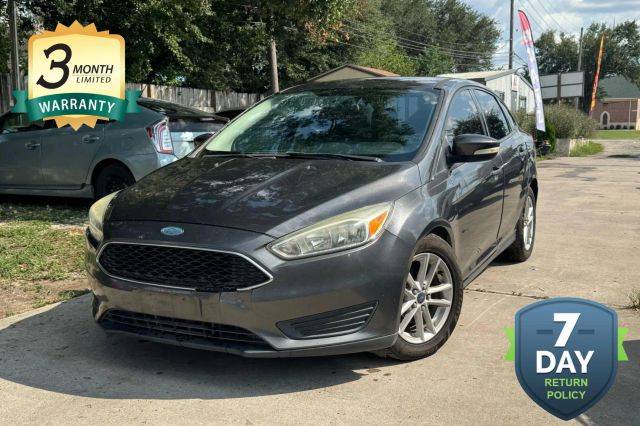 2017 Ford Focus SE FWD photo