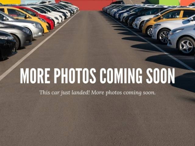 2017 Nissan Pathfinder SL FWD photo