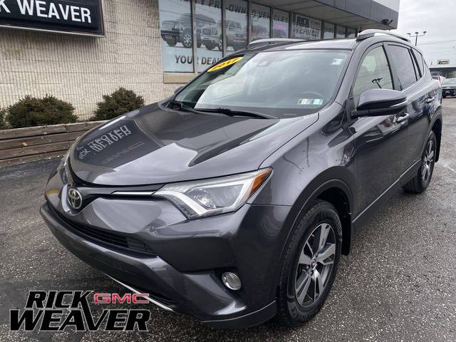 2017 Toyota RAV4 XLE AWD photo
