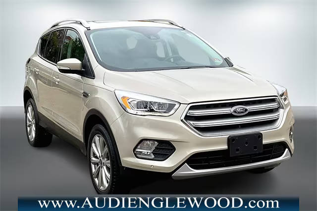 2017 Ford Escape Titanium 4WD photo