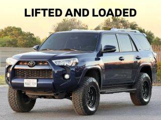 2017 Toyota 4Runner SR5 Premium 4WD photo