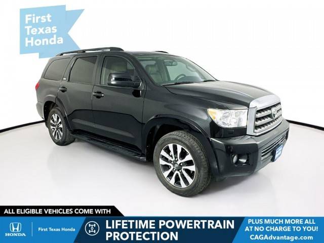 2017 Toyota Sequoia SR5 4WD photo