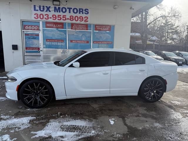 2016 Dodge Charger SXT RWD photo