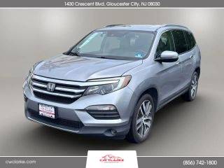 2016 Honda Pilot Touring AWD photo