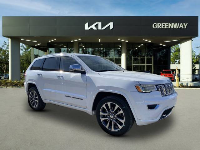 2017 Jeep Grand Cherokee Overland RWD photo