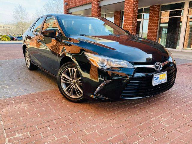 2017 Toyota Camry SE FWD photo
