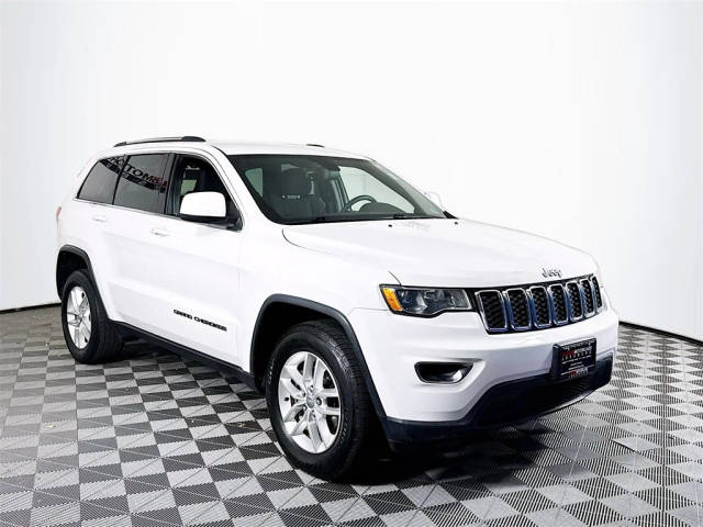 2017 Jeep Grand Cherokee Laredo 4WD photo
