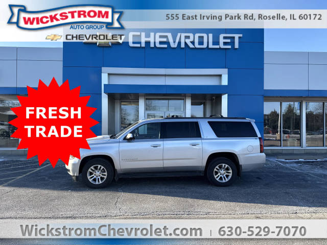 2017 Chevrolet Suburban LT 4WD photo