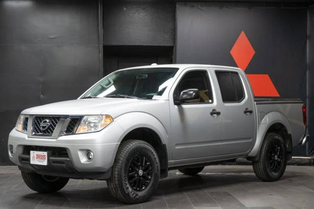 2017 Nissan Frontier SV V6 RWD photo