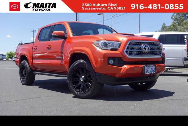 2017 Toyota Tacoma TRD Sport 4WD photo