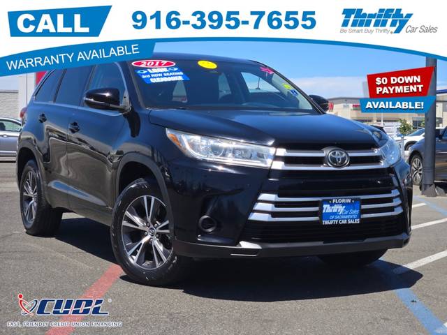 2017 Toyota Highlander LE FWD photo