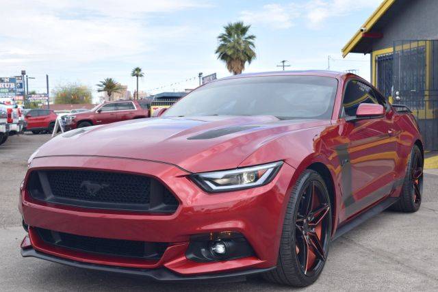 2017 Ford Mustang GT RWD photo