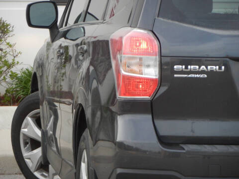 2015 Subaru Forester 2.5i Premium AWD photo