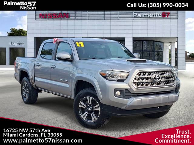 2017 Toyota Tacoma TRD Sport RWD photo