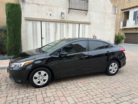 2017 Kia Forte LX FWD photo