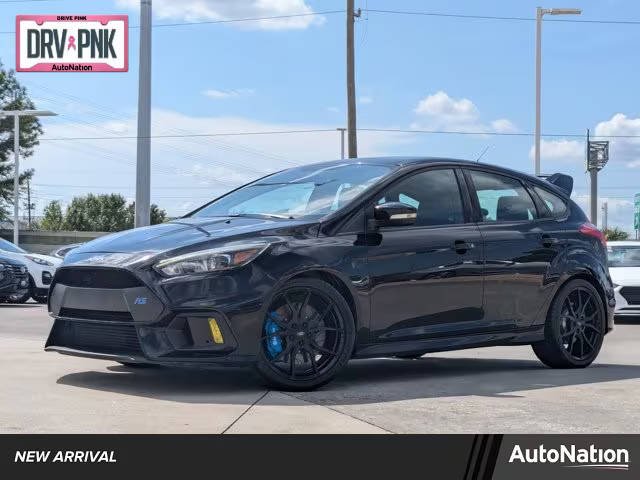 2017 Ford Focus RS AWD photo