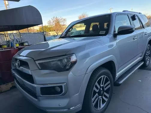 2017 Toyota 4Runner Limited 4WD photo