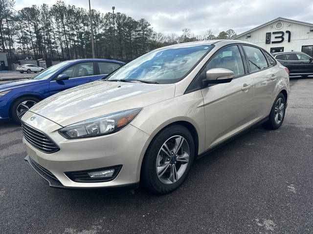 2017 Ford Focus SE FWD photo