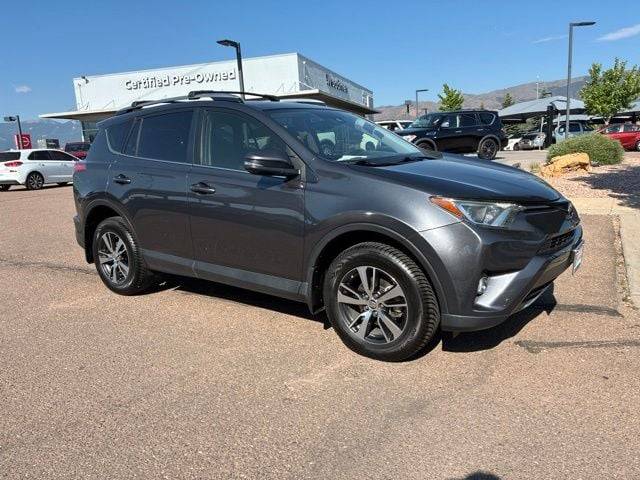 2017 Toyota RAV4 XLE AWD photo