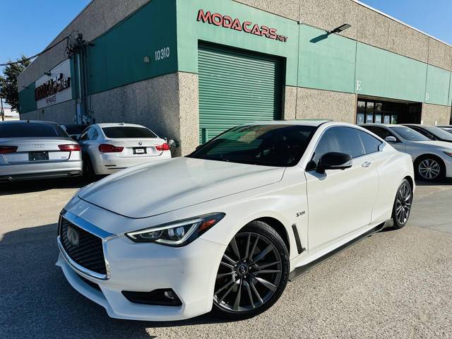 2017 Infiniti Q60 Red Sport 400 RWD photo