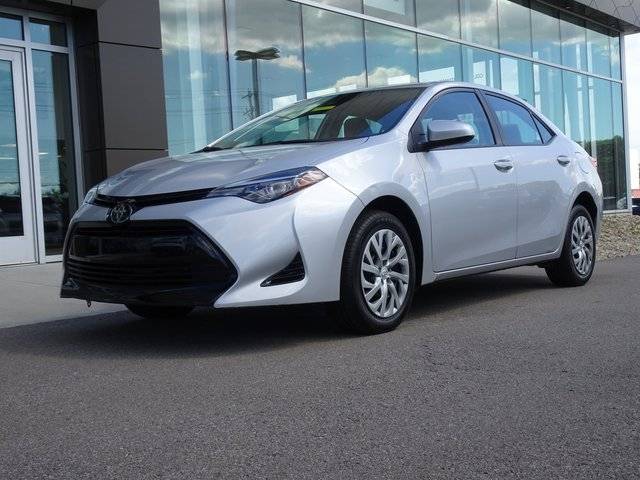 2017 Toyota Corolla LE FWD photo