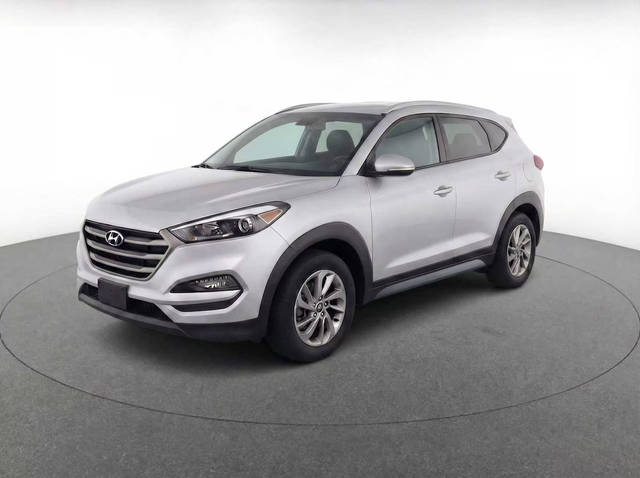 2017 Hyundai Tucson SE Plus AWD photo