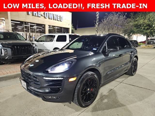 2017 Porsche Macan GTS AWD photo
