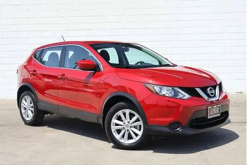 2017 Nissan Rogue Sport S FWD photo