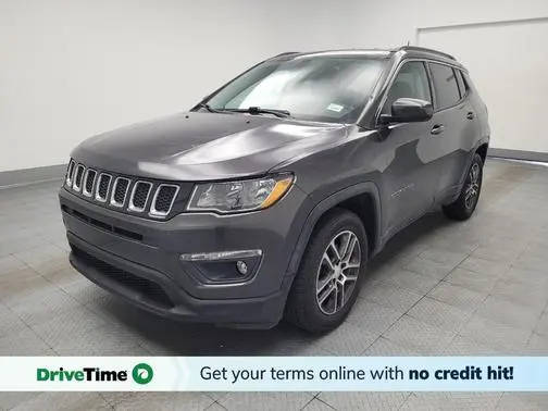 2017 Jeep Compass Latitude FWD photo
