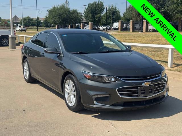 2017 Chevrolet Malibu LT FWD photo