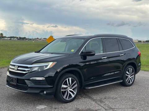 2017 Honda Pilot Touring AWD photo