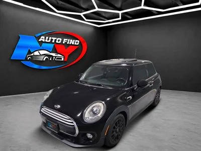 2015 MINI Hardtop 2 Door FWD photo