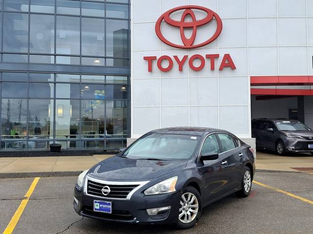 2015 Nissan Altima 2.5 S FWD photo