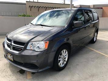 2015 Dodge Grand Caravan SXT FWD photo