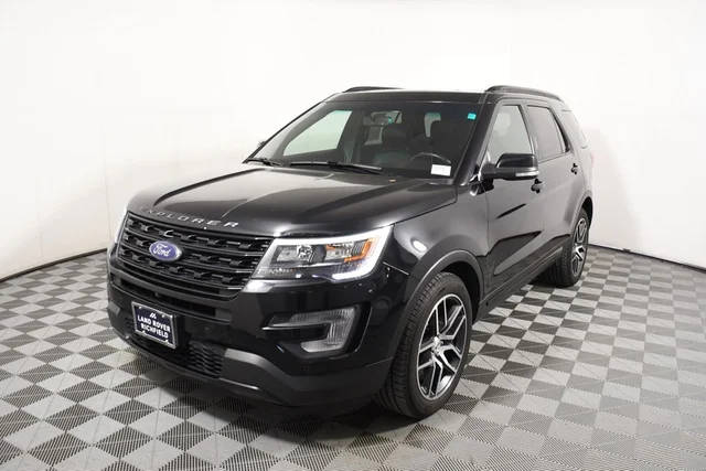 2017 Ford Explorer Sport 4WD photo