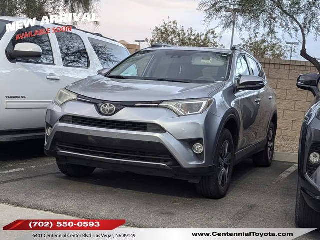 2017 Toyota RAV4 XLE FWD photo