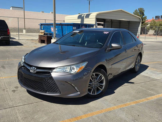 2017 Toyota Camry SE FWD photo