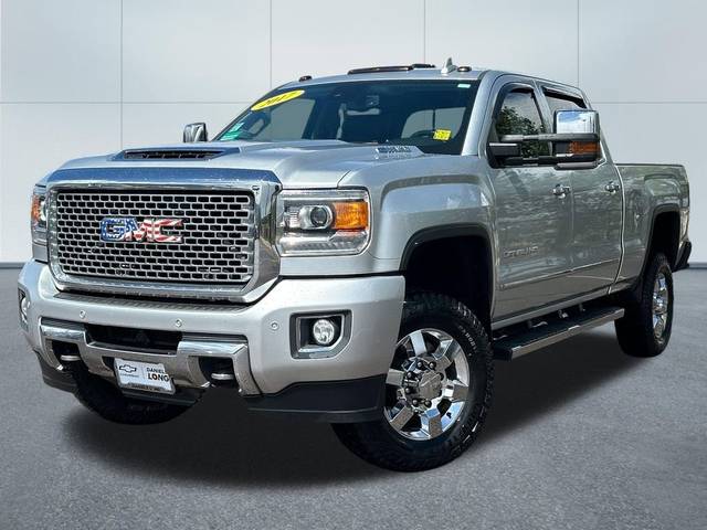 2017 GMC Sierra 3500HD Denali 4WD photo