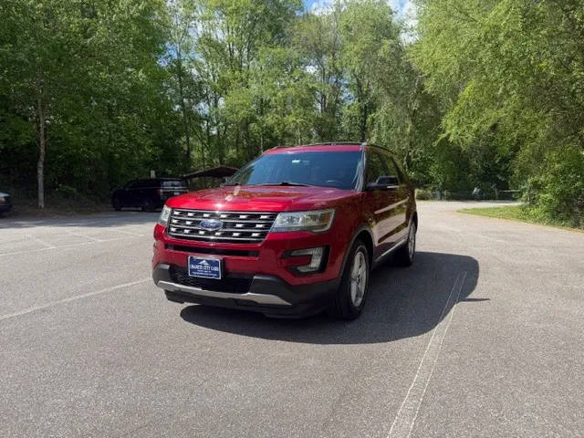 2016 Ford Explorer XLT 4WD photo