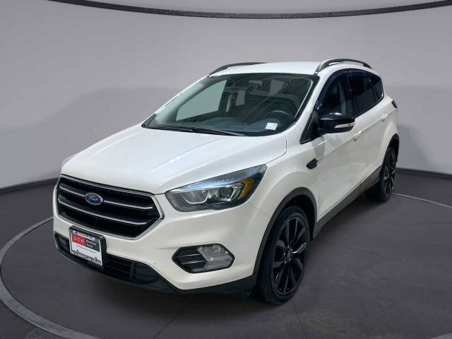 2017 Ford Escape Titanium 4WD photo