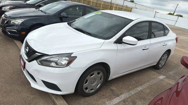 2017 Nissan Sentra S FWD photo