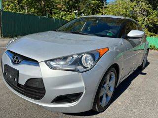 2015 Hyundai Veloster FWD photo