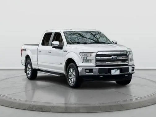 2017 Ford F-150 Lariat 4WD photo