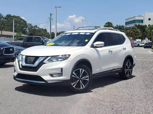 2017 Nissan Rogue SL FWD photo