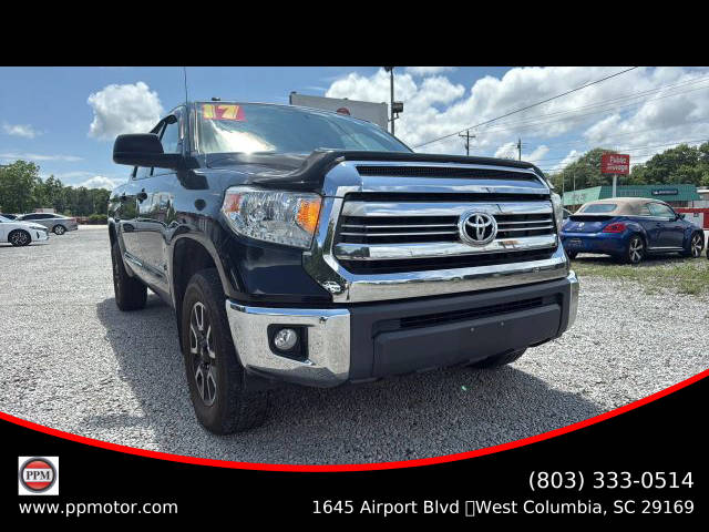 2017 Toyota Tundra SR5 4WD photo